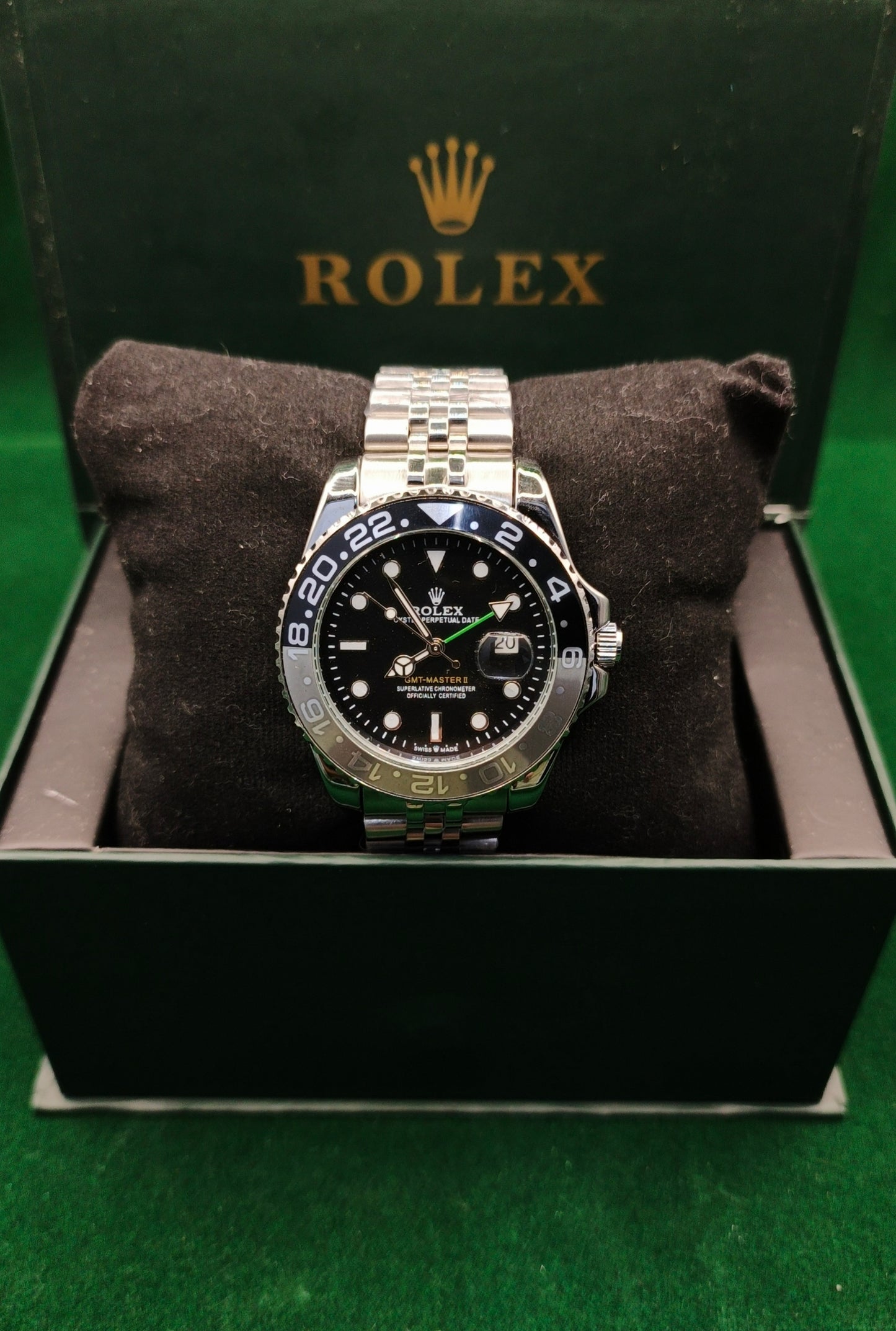 Rolex (GMT) Silver With Rotating Black Dial With Date