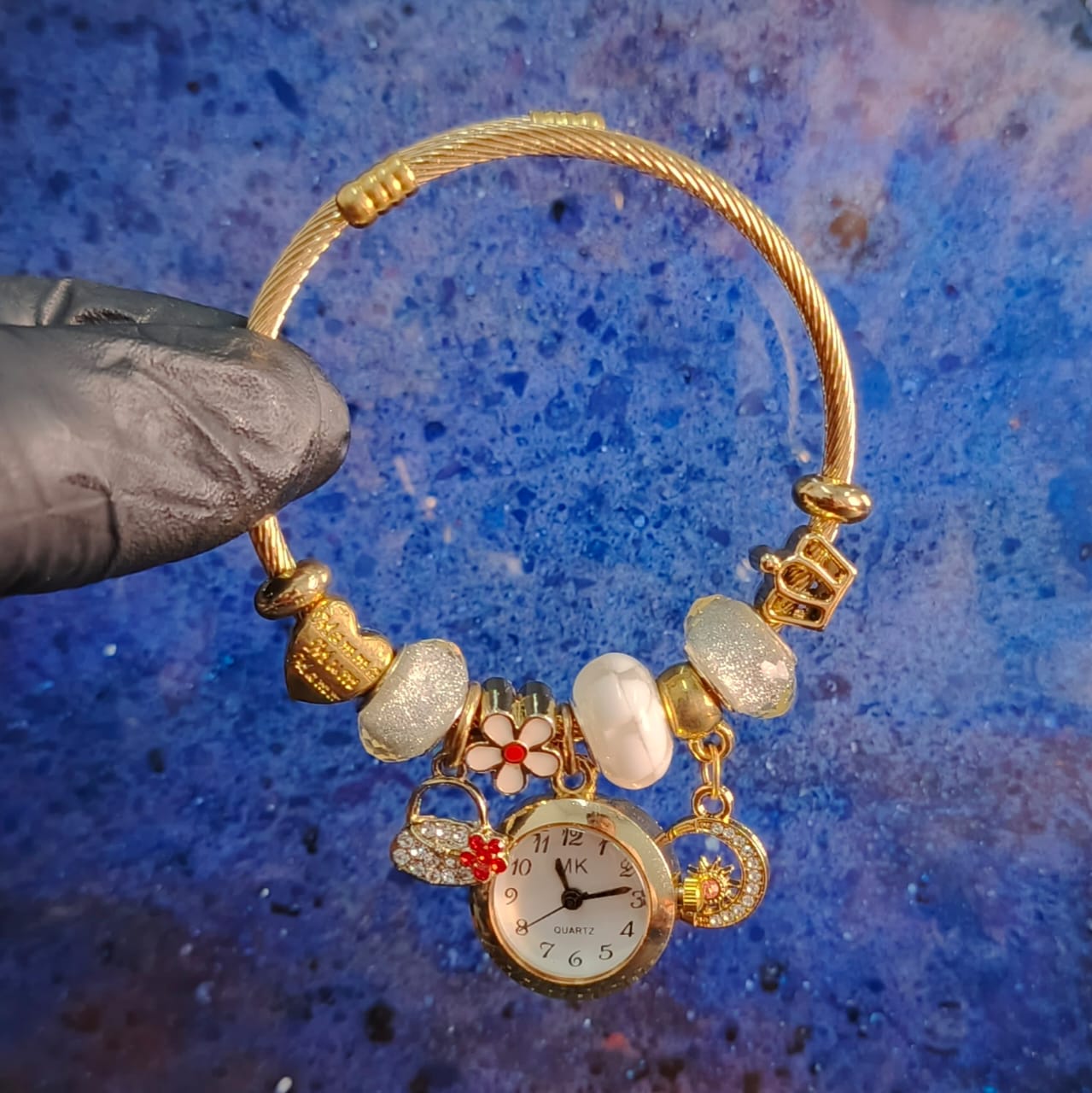 💖(MK) Ladies Bracelet Watch (Golden & White)