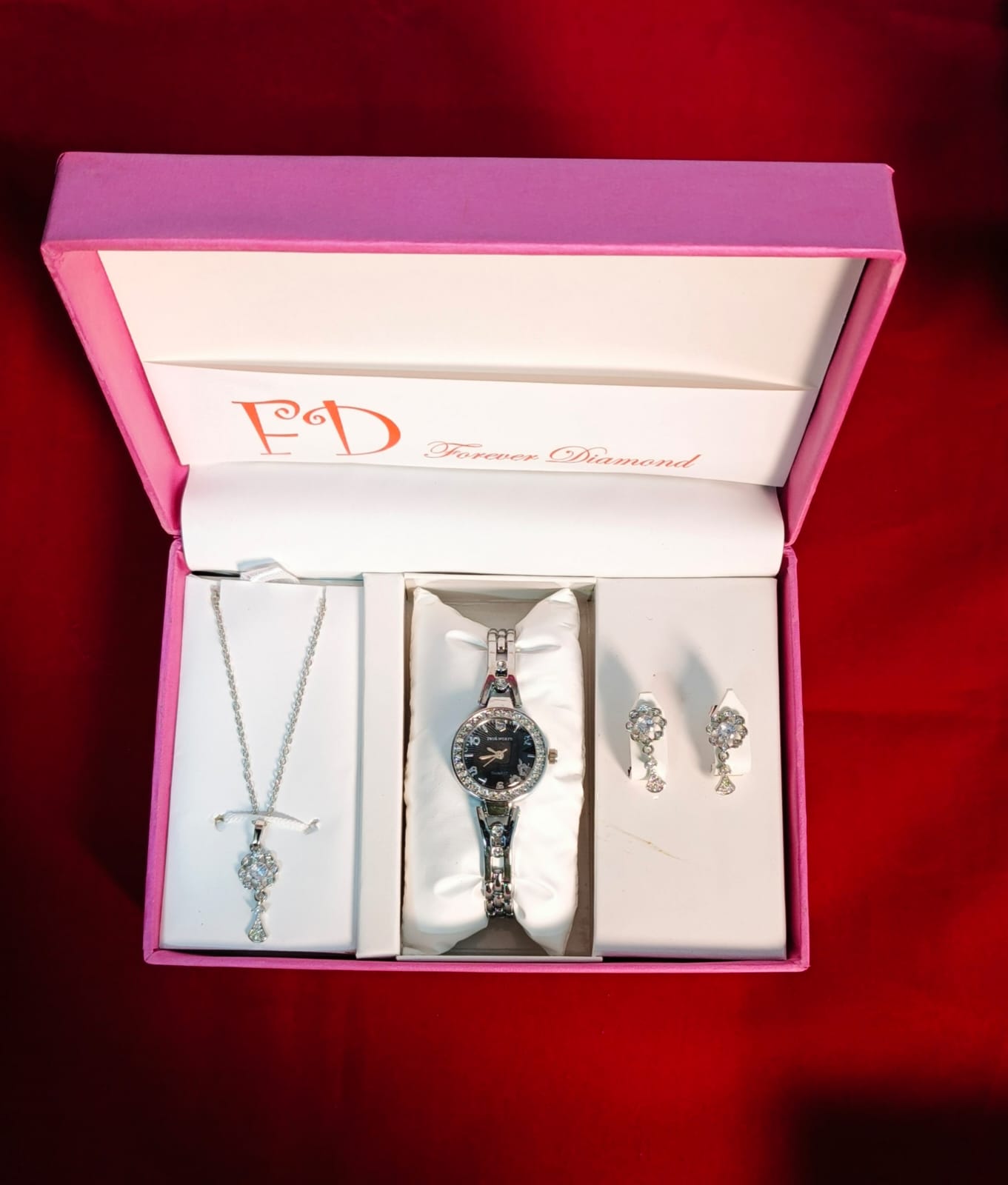💖( FD) Forever Diamond Ladies Jewellery Watch  (White Diamond With Black Dial)
